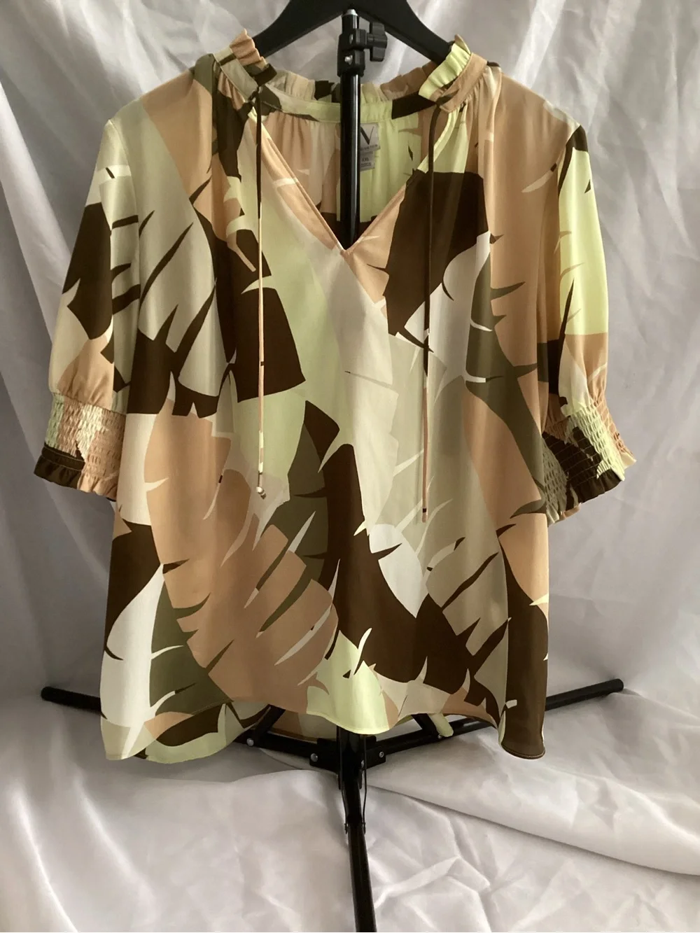 Worthington Neutral Leaf-Print V-Neck Blouse
